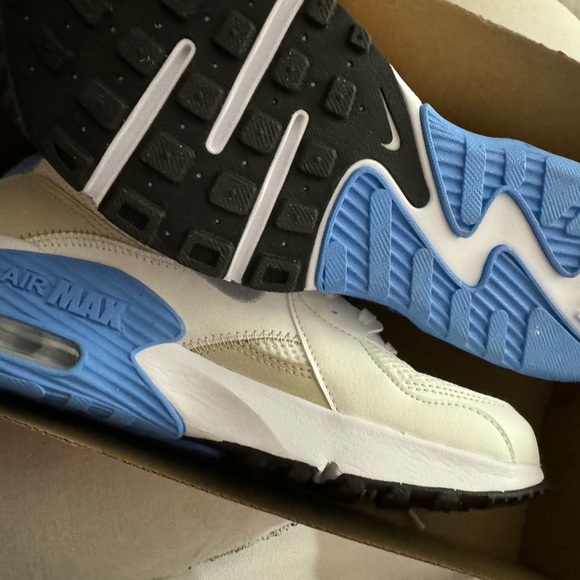 Woman Air Max Excee 'Summit White University Blue' - Picture 2 of 4